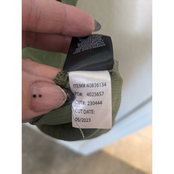 Torrid Sheer Green Short Sleeve Gold Stripe Blouse Shirt Top Womens Size 6X - Picture 6 of 6